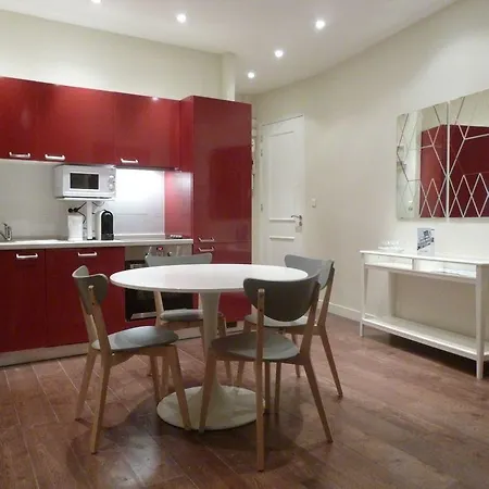 Welcome To - Rue Meynadier Apartment